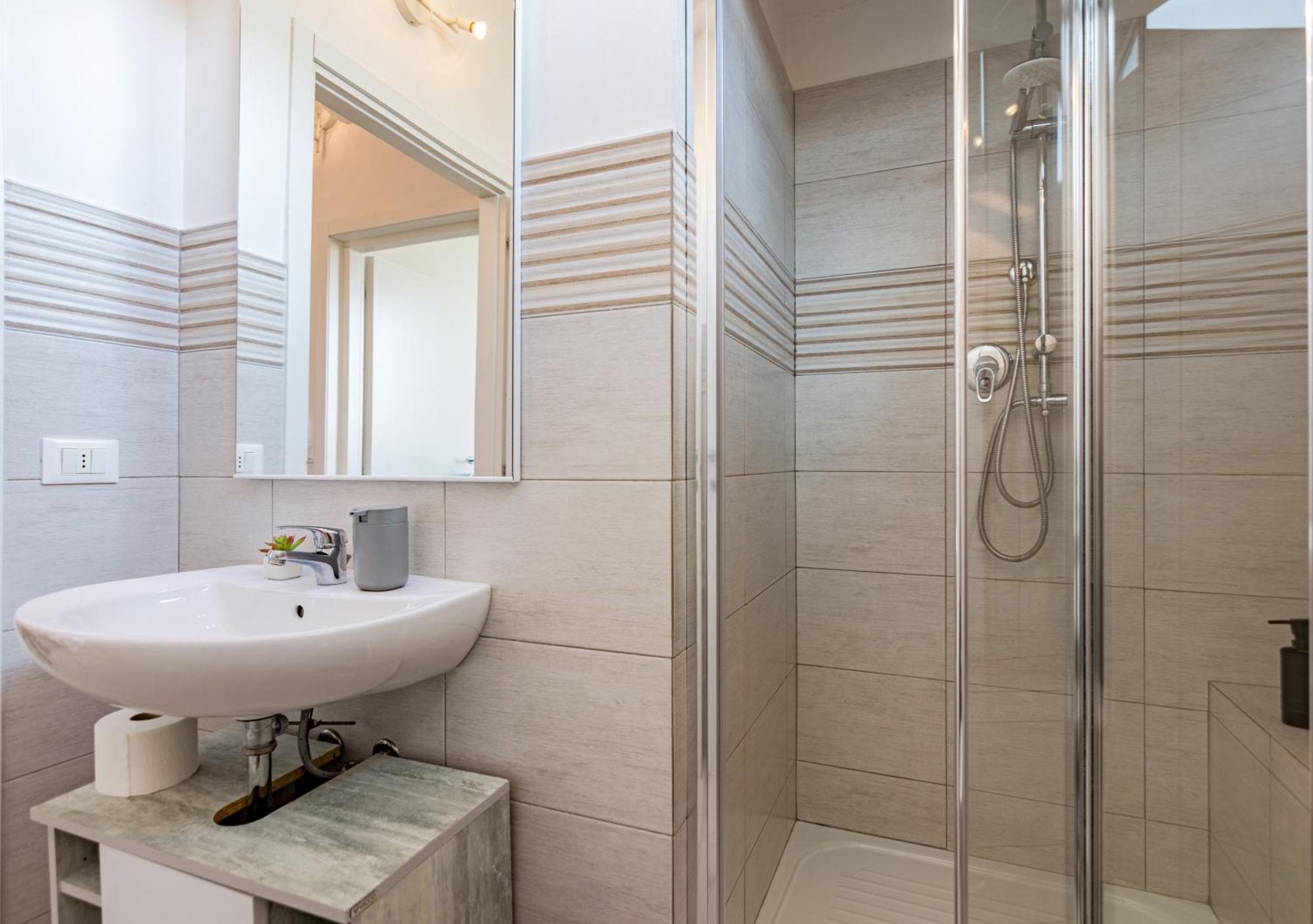 Casa Mya-Relax Al Porto, Wifi Veloce E Clima Apartment Ливорно Екстериор снимка